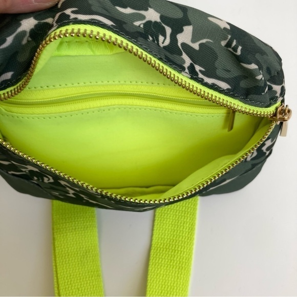 Ivory Ella Camo Sling Bag Green Waist Pack Fanny Pack Wristlet Bag Sling Bags OS - Picture 12 of 12
